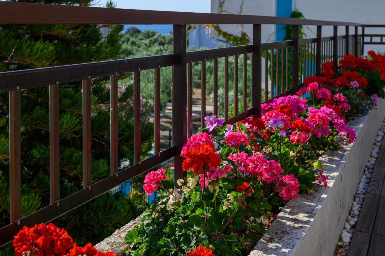 5 Meters From The Beach Chrani Exterior photo
