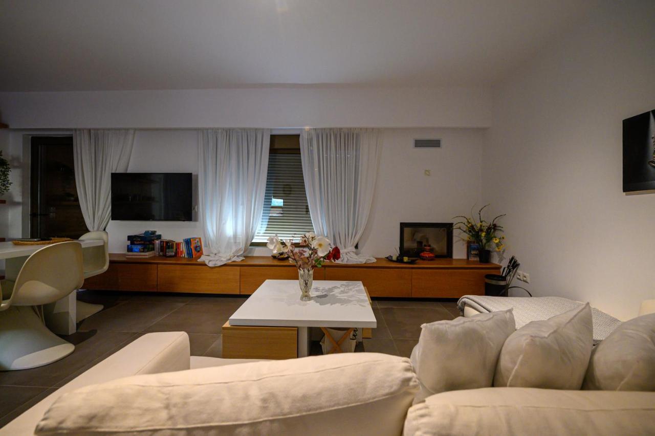 5 Meters From The Beach Chrani Exterior photo